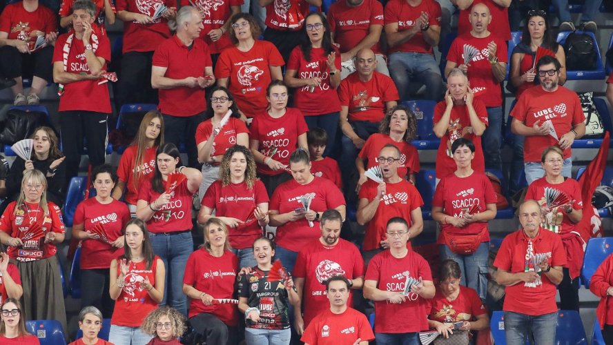 Oltre 70 Predators domenica a Verona per sostenere la Lube Volley Civitanova Marche