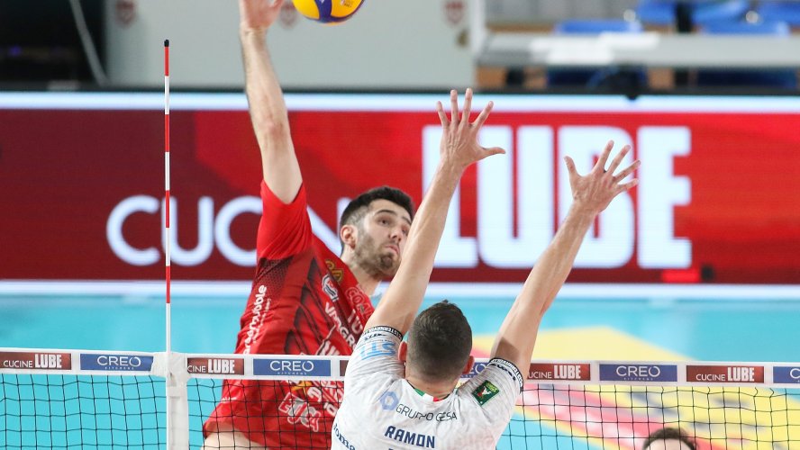 Cucine Lube Civitanova in campo domenica (ore 18) contro Cisterna