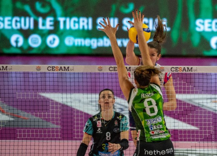 Megabox Volley Vallefoglia , sabato a Novara trasferta difficile