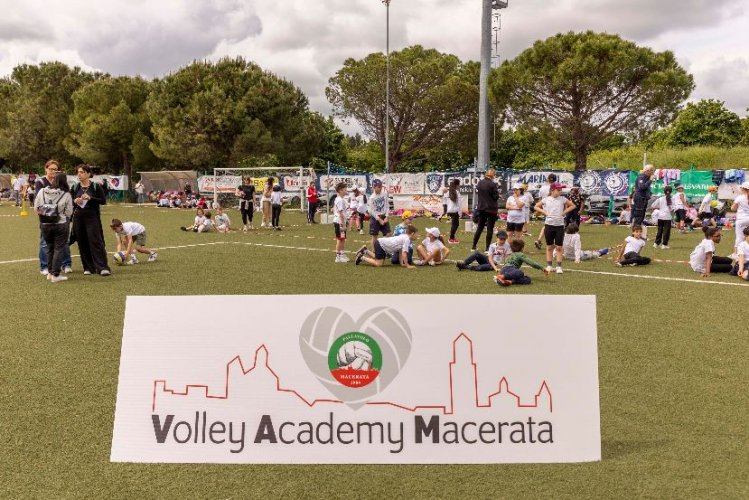 La Volley Academy in festa con le scuole di Macerata