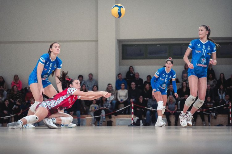 Per la Lasersoft Riccione Volley   tempo di derby: sabato alle 18.00 arriva Cesena