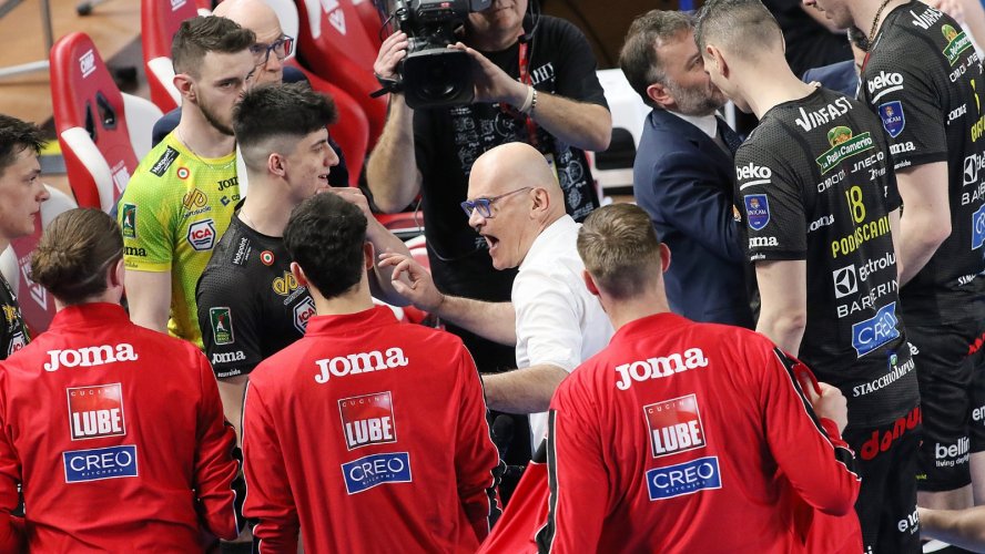 Sabato (ore 18) Gara 4 tra Lube e Verona, match ball in un Palas sold out per tornare in Finale Scudetto