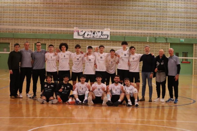 BCC Romagnolo  – Pallavolo Bologna 3-0   (25-9, 25-19, 25-22)