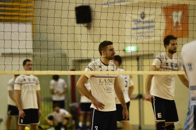 LA NEF Volley Libertas Osimo attende la Paoloni  Macerata