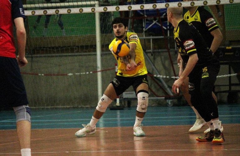 Volley serie B maschile, Davide Rosati sar� ancora il libero della Canottieri Ongina