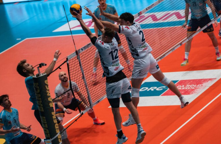 Belluno Volley – Stadium Pallavolo Mirandola  (3-0) | (25-20; 25-18; 25-21)