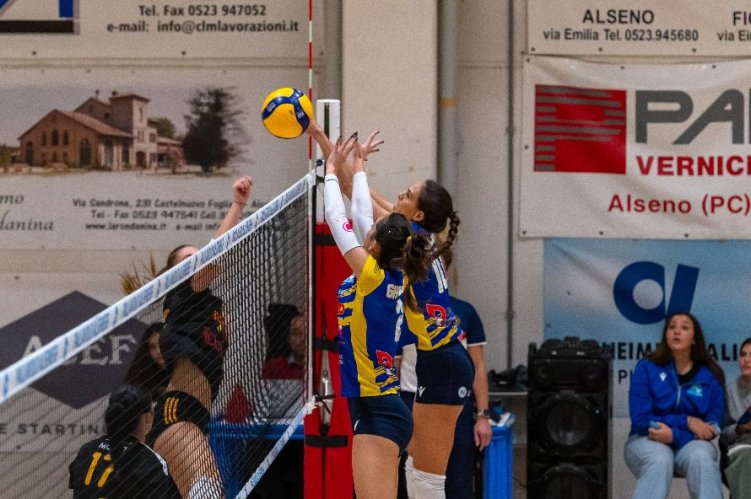 Volley serie B2 femminile girone E, per la Rossetti Market Conad a Busnago punti che pesano in chiave salvezza