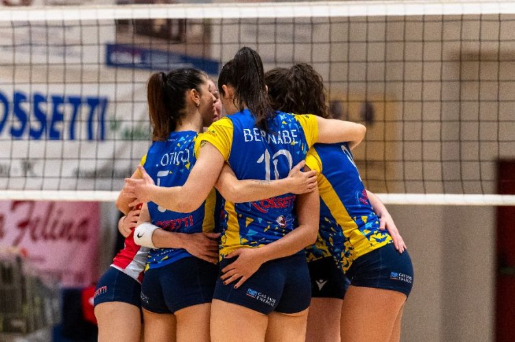 Volley serie B2 femminile girone E, la Rossetti Market Conad chiude la stagione a Viadana