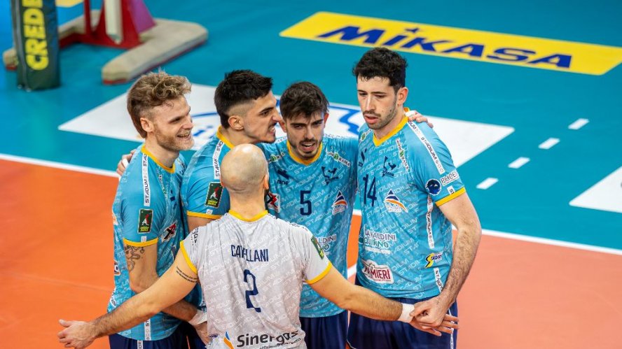 Ultima trasferta di regular season: la Stadium Pallavolo Mirandola  sulle Dolomiti