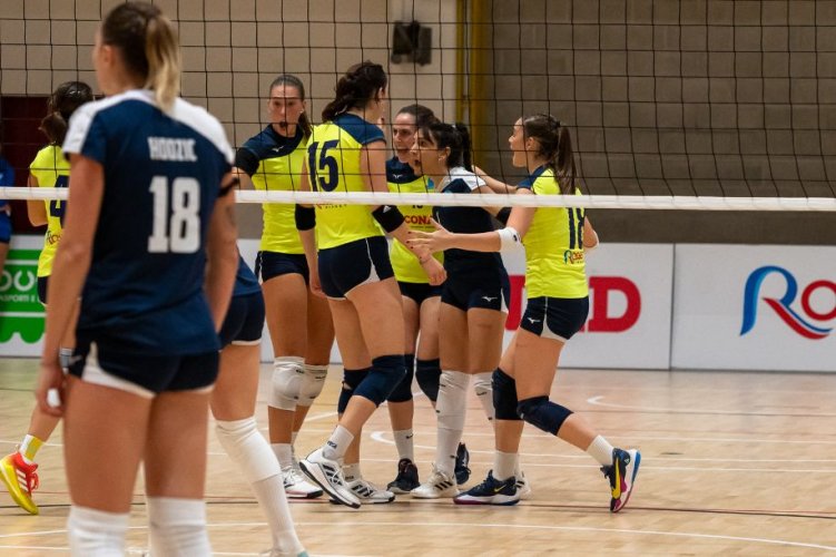Volley B2 femminile girone F, la Rossetti Market Conad prova a sbloccarsi contro il Moma Anderlini Modena