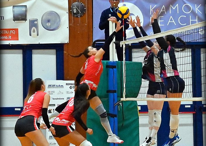 Gut Chemical Bellaria Rimini - Emanuel Riviera CTR Rimini  3-0 (25-22 25-13 25-17)