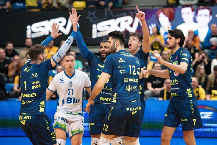 Modena vince anche a Belchatow ed   in finale di Coppa CEV!