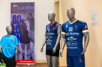 Pallavolo Bologna presenta la stagione all'Aeroporto con BCC Felsinea: svelate le nuove maglie