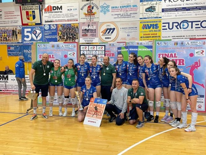 Volley Academy Piacenza - La squadra under 16 vince il campionato regionale