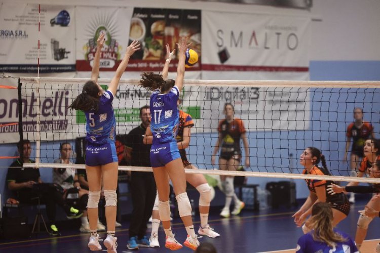 Serie B1 - La Lasersoft Riccione Volley  ospita Valdarno sabato alle 18.00