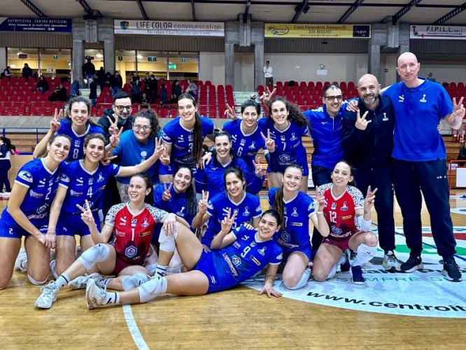 Pieralisi Volley Jesi vs Lasersoft Riccione 2-3 (28-39/28-26/25-21/24-26/12-25)