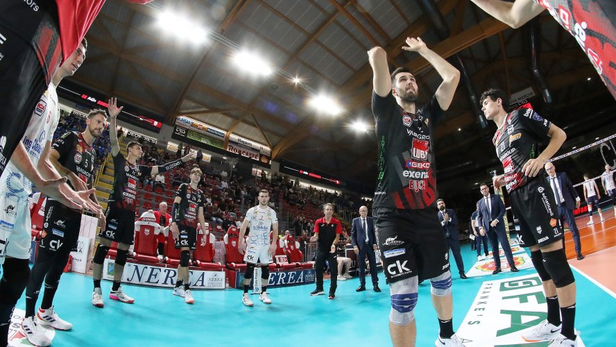 Lube Volley  in palestra con la testa alla sfida casalinga contro Cisterna