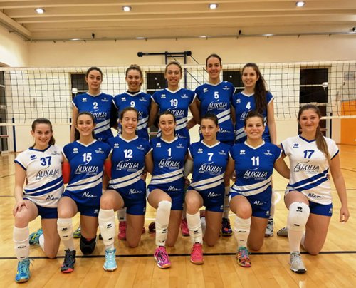 Anzolavolley - Auxilia Finance Magreta volley 3-0 (25-21 28-26 25-14)