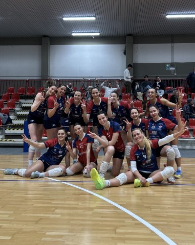 Montesport FI - VTB D.M. Sistemi Group Bologna  2-3 (25-23, 19-25, 25-21, 18-25, 11-15)