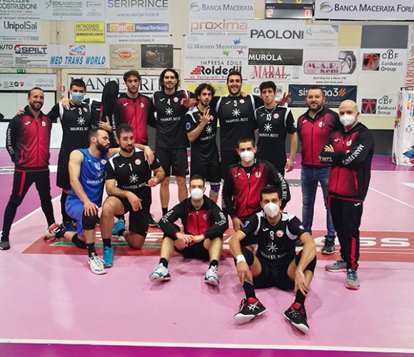 Paoloni Macerata &#8211; Iseini Volley Alba Adriatica 3-0