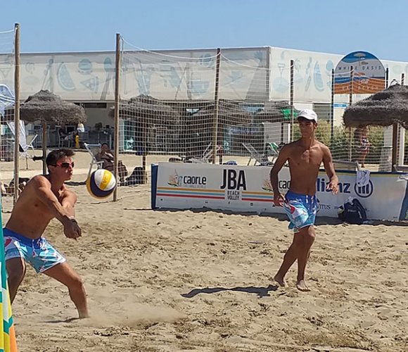 Alessio Perodi (Canottieri Ongina) diciassettesimo ai tricolori under 19 di beach volley
