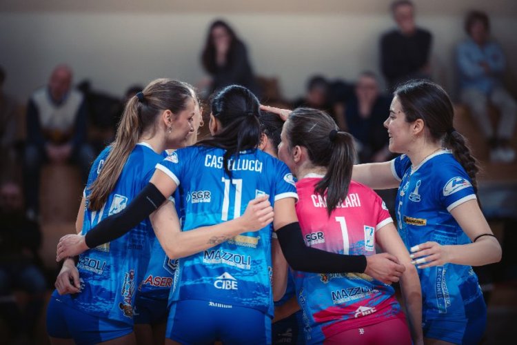 La Lasersoft Riccione Volley  sabato in campo a Scandicci
