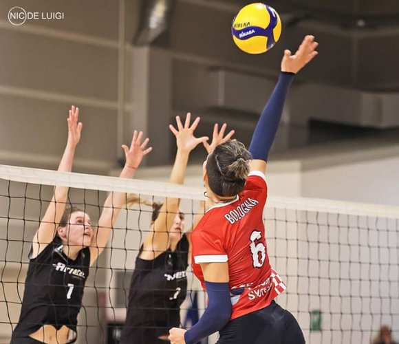La Lasersoft Riccione Volley conferma la schiacciatrice Sara Bologna