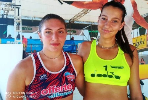 Flavia Mastrilli e Sofia Biagianti di Volley Angels Lab hanno partecipato al Regional Day di beach volley