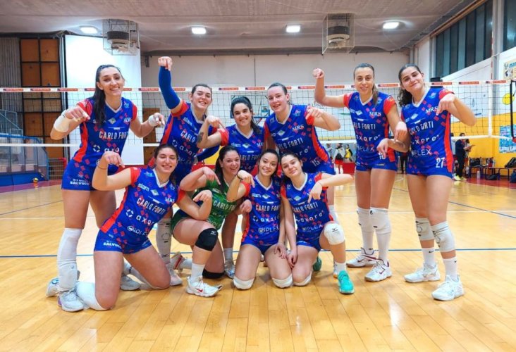 Vtb Progresso Aredici Bologna - Carlo Forti &#8211; Axore.it  2 - 3 (25-19; 25-21; 16-25; 18-25; 15-8)