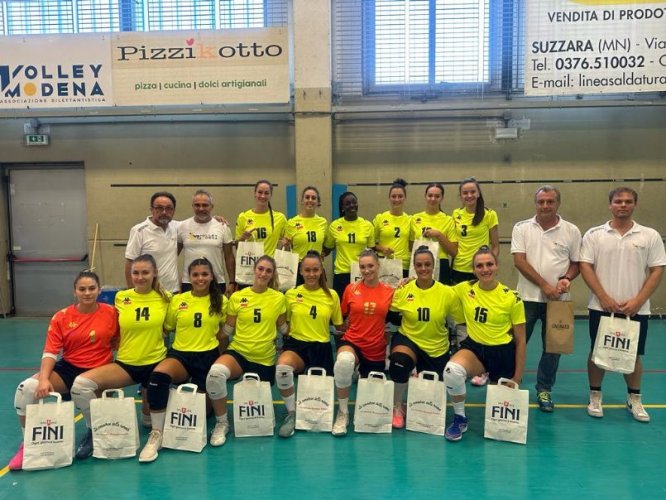 Secondo posto nel 2 Memorial Iotti-Bellei per il Volley Modena