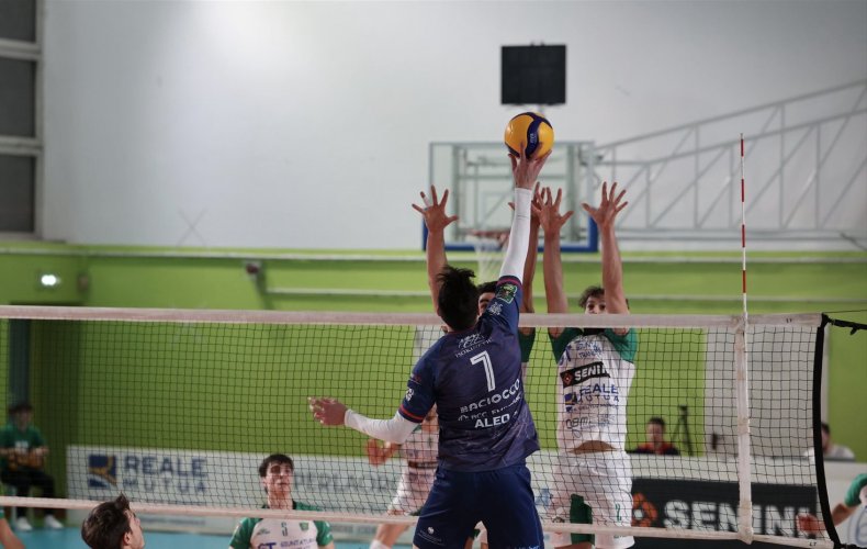Pallavolo Motta - Geetit Bologna 3-0 (25-17, 25-19, 25-20) -