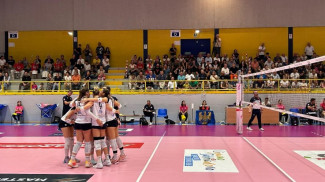 La VTB FCredil Bologna lotta ma la prima di Campionato  della CDA Volley Talmazzons FVG
