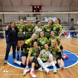 Retina Cattolica Volley  strappa la vittoria a Faenza.