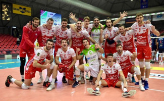 Gas Sales Bluenergy Volley Piacenza vince in casa la terza gara della  stagione contro Allianz Milano