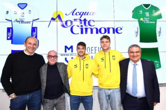 Modena Volley - Presentate le nuove maglie del libero brandizzate Acqua Monte Cimone