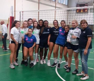 Ottimo inizio per l'under 16 femminile della Nef Osiamo