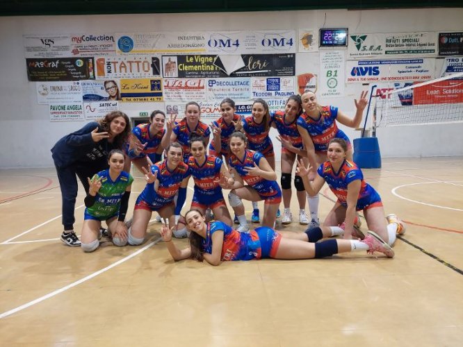 Pagliare Volley   -  Carlo Forti - Volley Angels  1-3