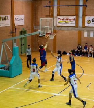 Bologna Basket 2016, buona la prima a Castelnovo Monti